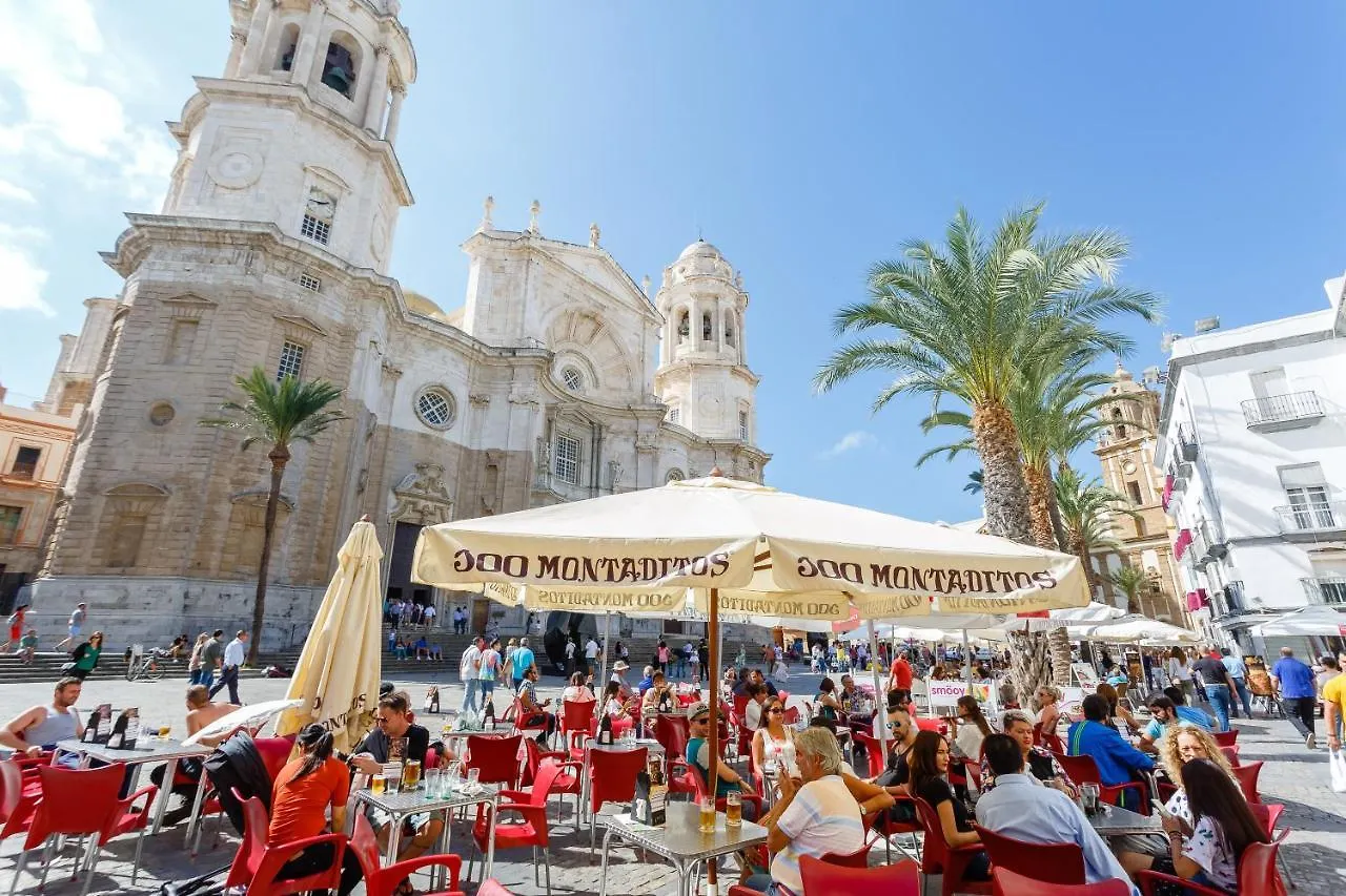 Апартаменты Apartamento El Sabio By Cadiz4Rentals
