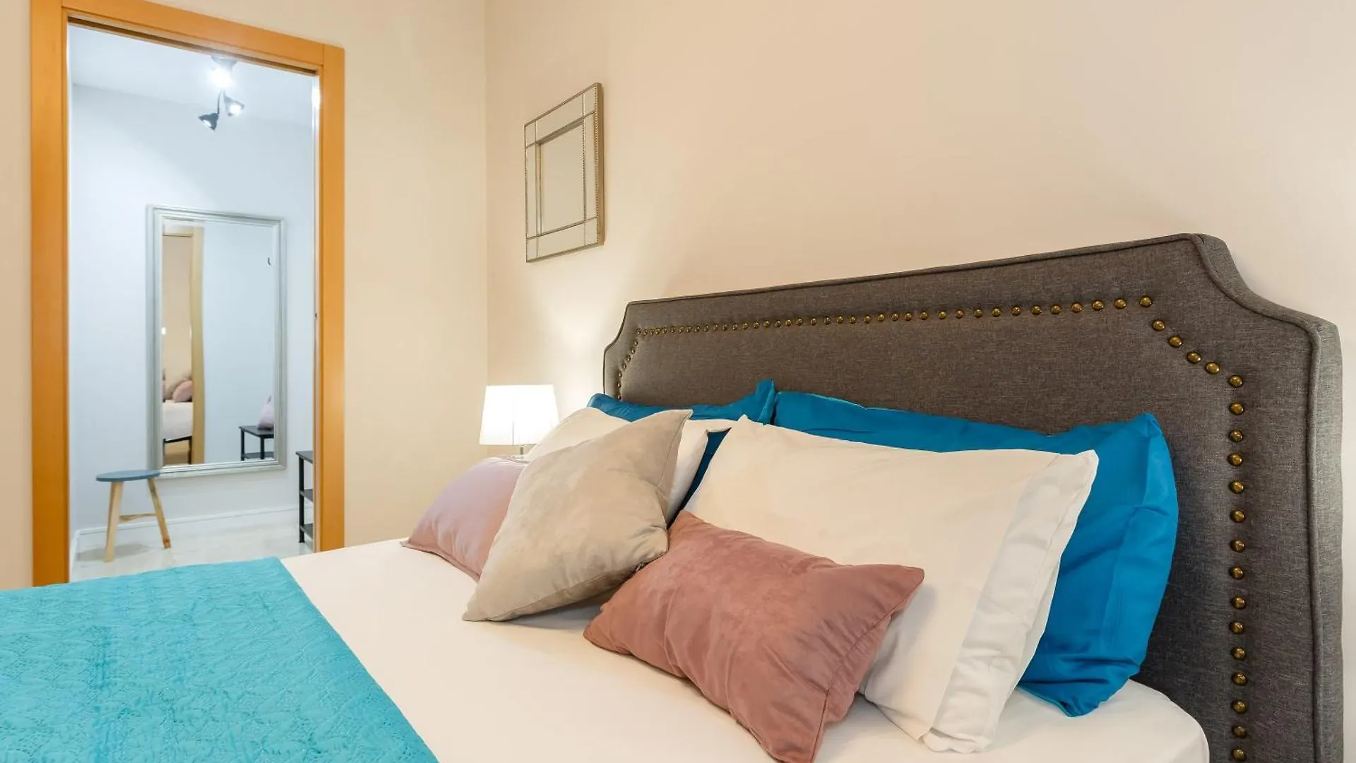 Apartment Apartamento El Sabio By Cadiz4Rentals